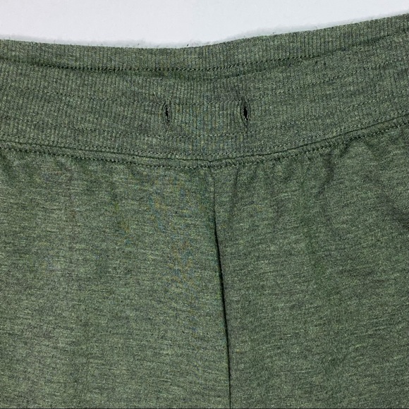 Splendid Green Camo Side Panel Jogger Size Small - Picture 8 of 9